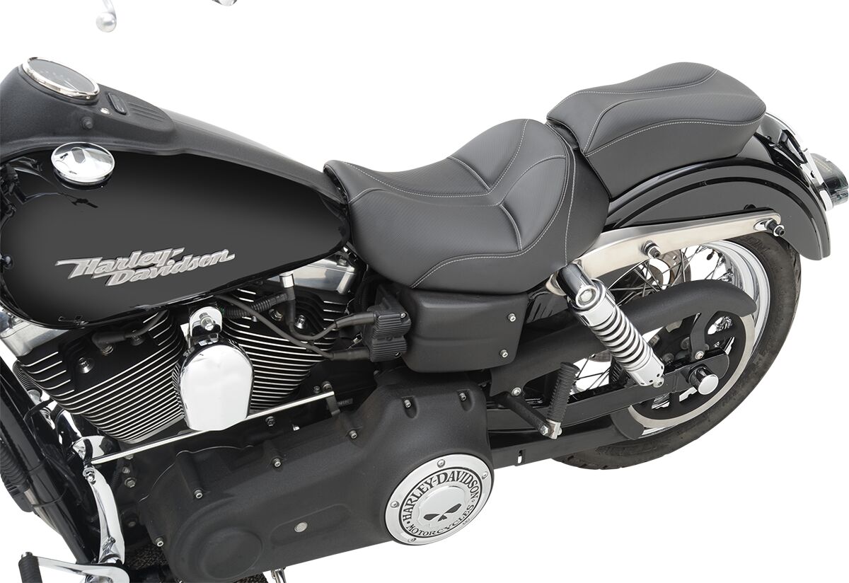 Dominator Solo Seat - 06-17 Dyna Seat Saddlemen