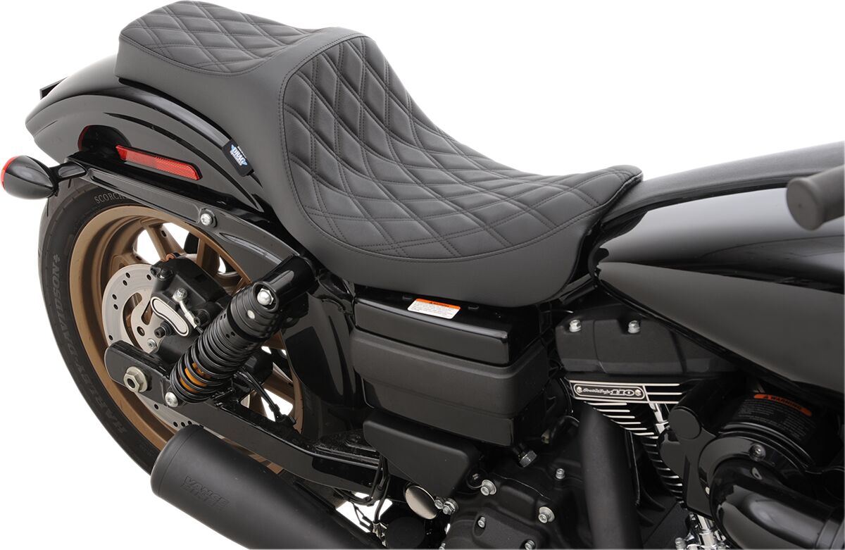 Drag Specialties Seats Seat Predator Iii Double Diamond Black/Black Seat Drag Specialties