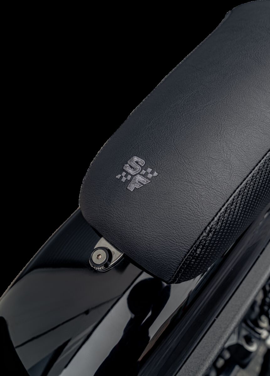 Slyfox Seat Slyfox Blk Vinyl W/Slipst SEATS-FOR HARLEY DYNAGLIDE Slyfox