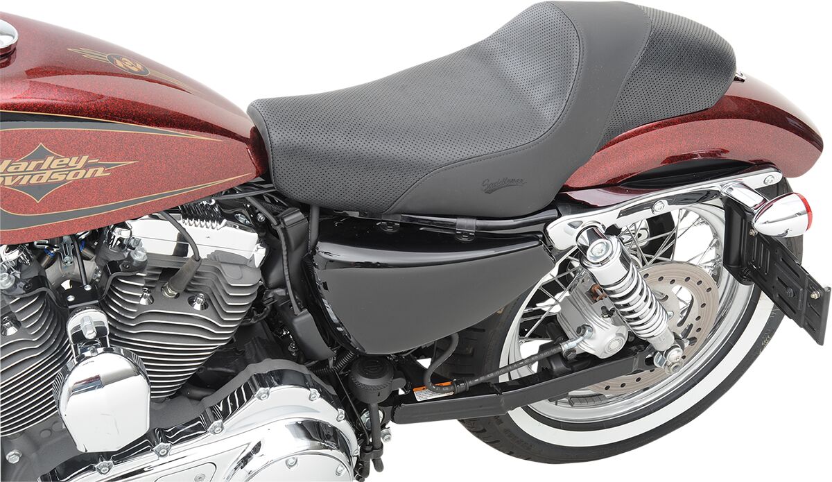 Americano Café Modern Seat - 79-03 Sportster Seat Saddlemen