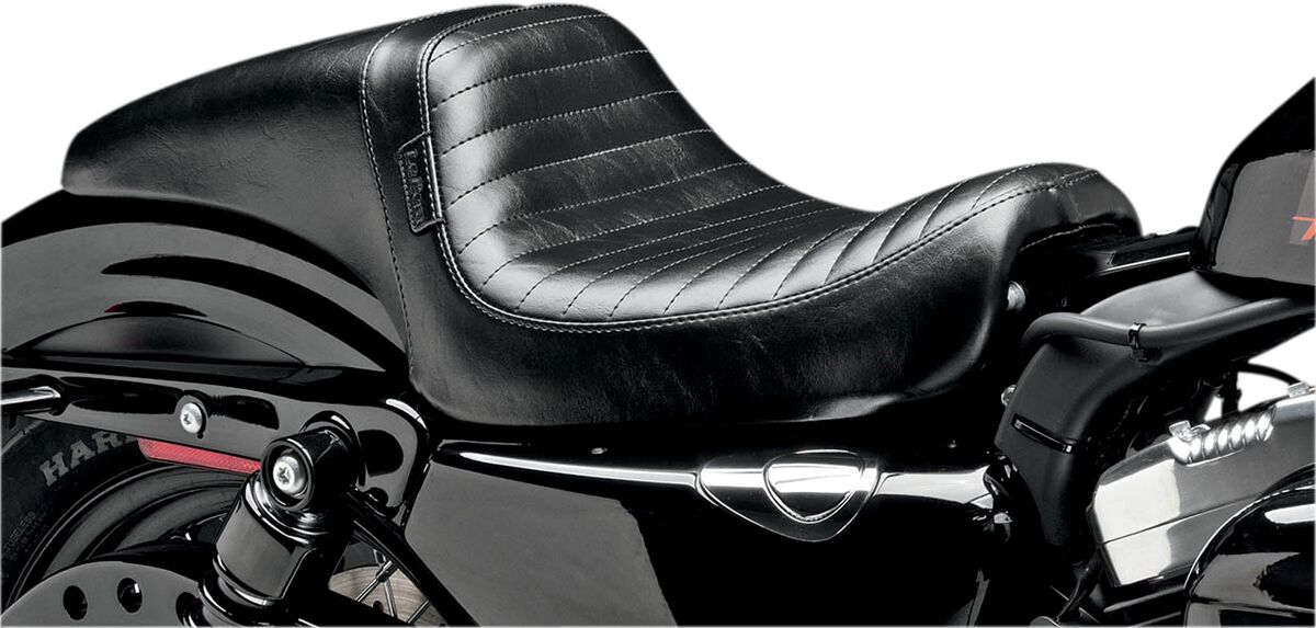 Daytona Sport Pleated Seating Seat - 10-19 Sportster Seat Le Pera Default Title