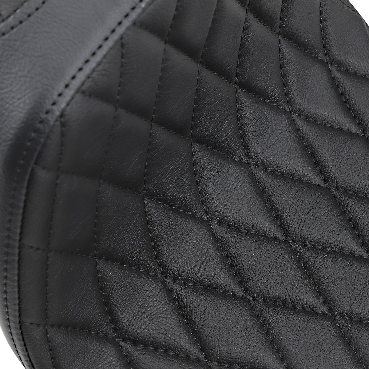 Drag Specialties Seats Seat Pred111 Diam Vnyl Xl SEATS-FOR HARLEY SPORTSTER Drag Specialties
