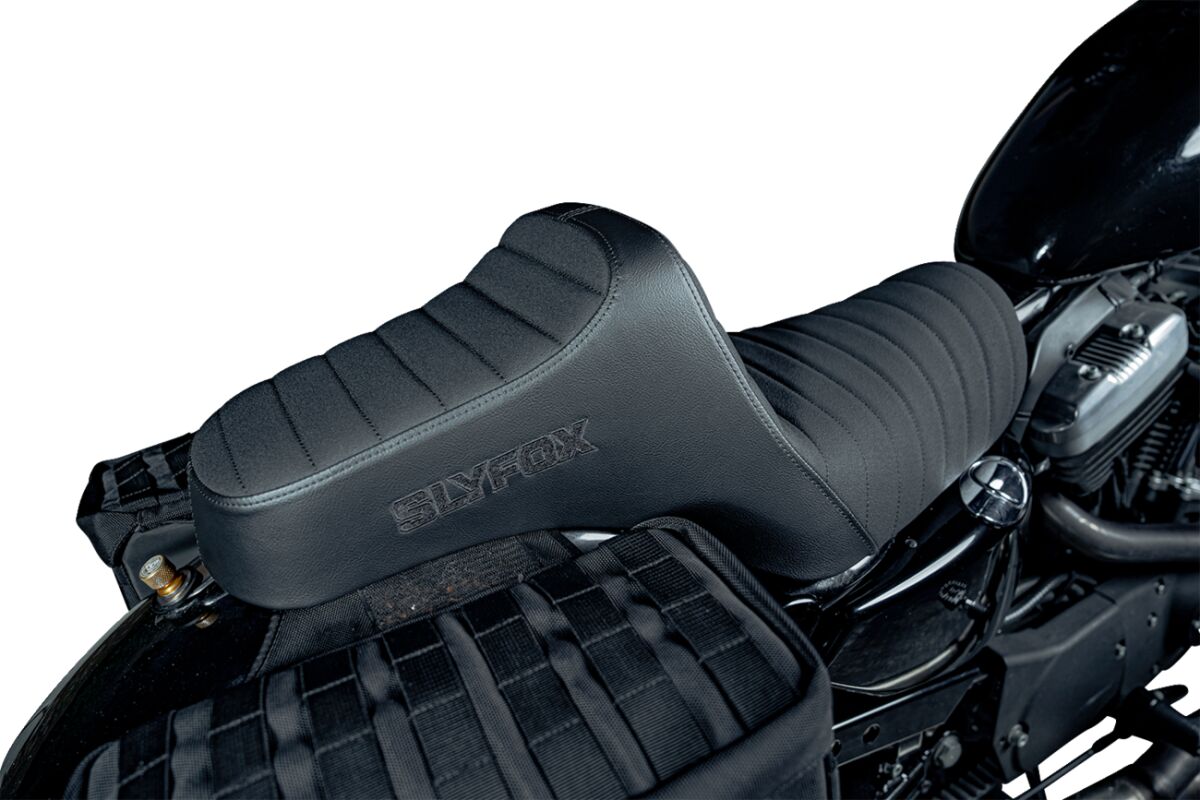Slyfox Seathighnoon Vinyl W/Slipstop SEATS-FOR HARLEY SPORTSTER Slyfox