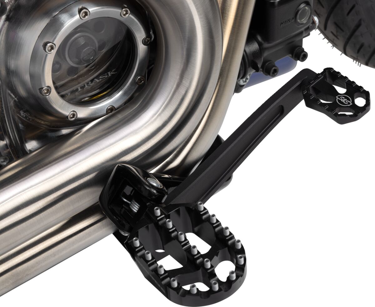 Trask Assault Series CAM Cover With Window, Raw - Milwaukee 8 Engine Covers Trask Performance
