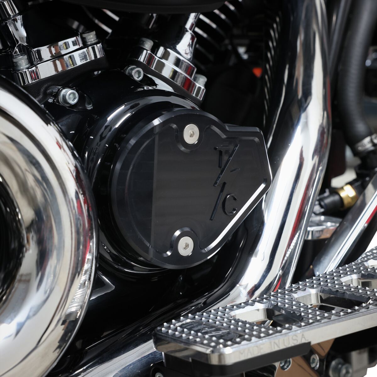 Thrashin Supply Co. M8 Cam Cover Gen 2, Black Smooth - Touring & 18+ Softail Engine Covers Thrashin Supply Co.