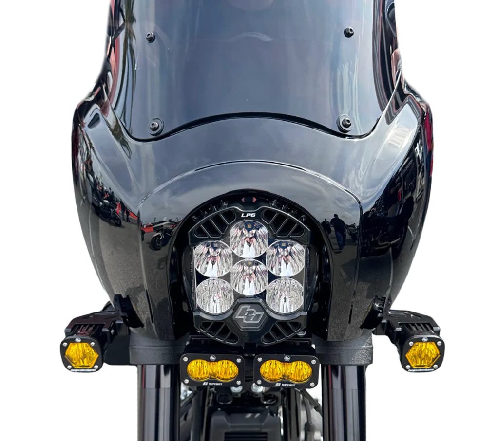 A10 Moto T Sport Modular Lp6 Mounting System For Softails, Dynas And Low Rider S Lighting Combo Kit 127095 A10 Moto Metripac White Driving/Combo - Amber Backlight