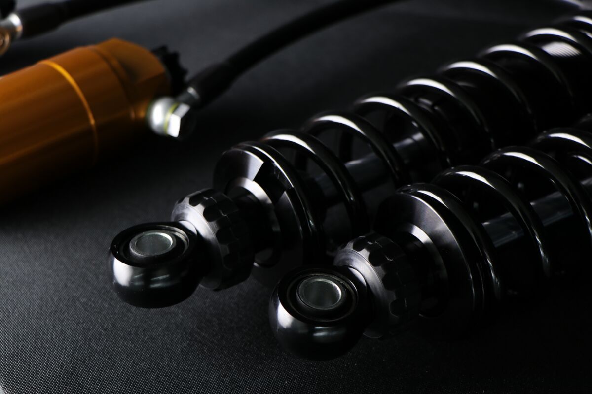 HD 779 Rear Shock Fully Adj. 12", Blackline - Touring Rear Shocks Öhlins