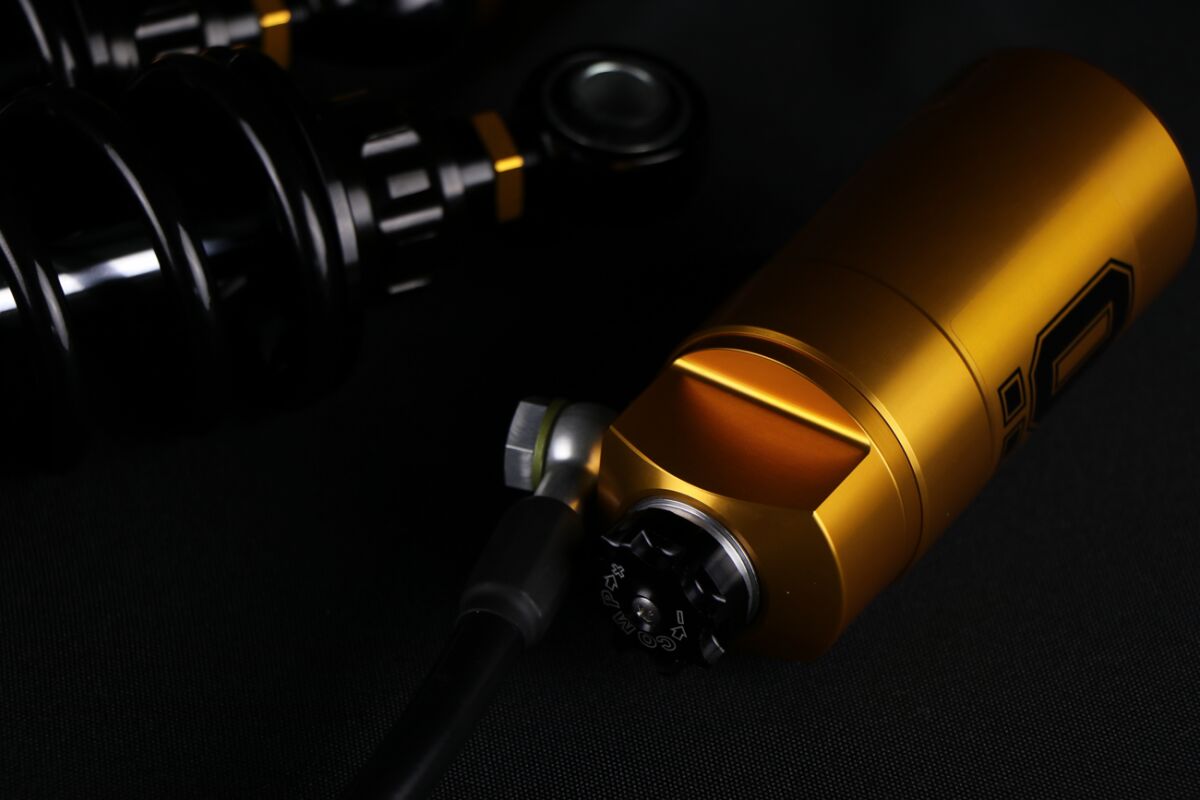 HD 779 Rear Shock Fully Adj. 13", Blackline - Touring Rear Shocks Öhlins