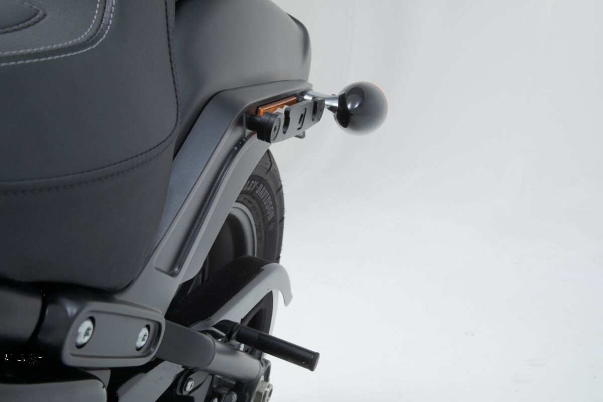 Sw Motech Slh Side Carrier Left Harley Davidson Softail Fat Bob / S Luggage Racks Sw Motech