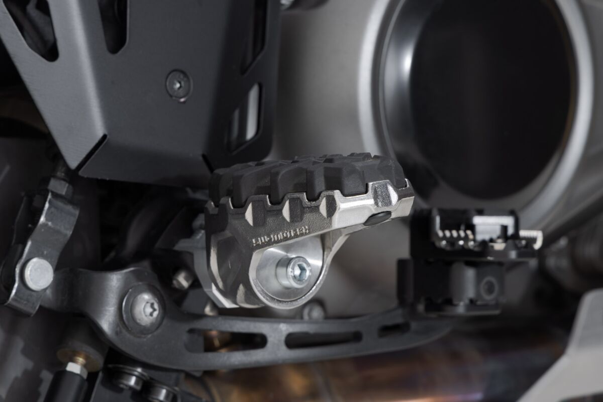 Sw Motech Evo Footrest Kit FOOTPEGS + PARTS Sw Motech