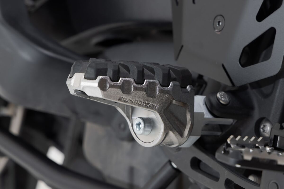 Sw Motech Evo Footrest Kit FOOTPEGS + PARTS Sw Motech