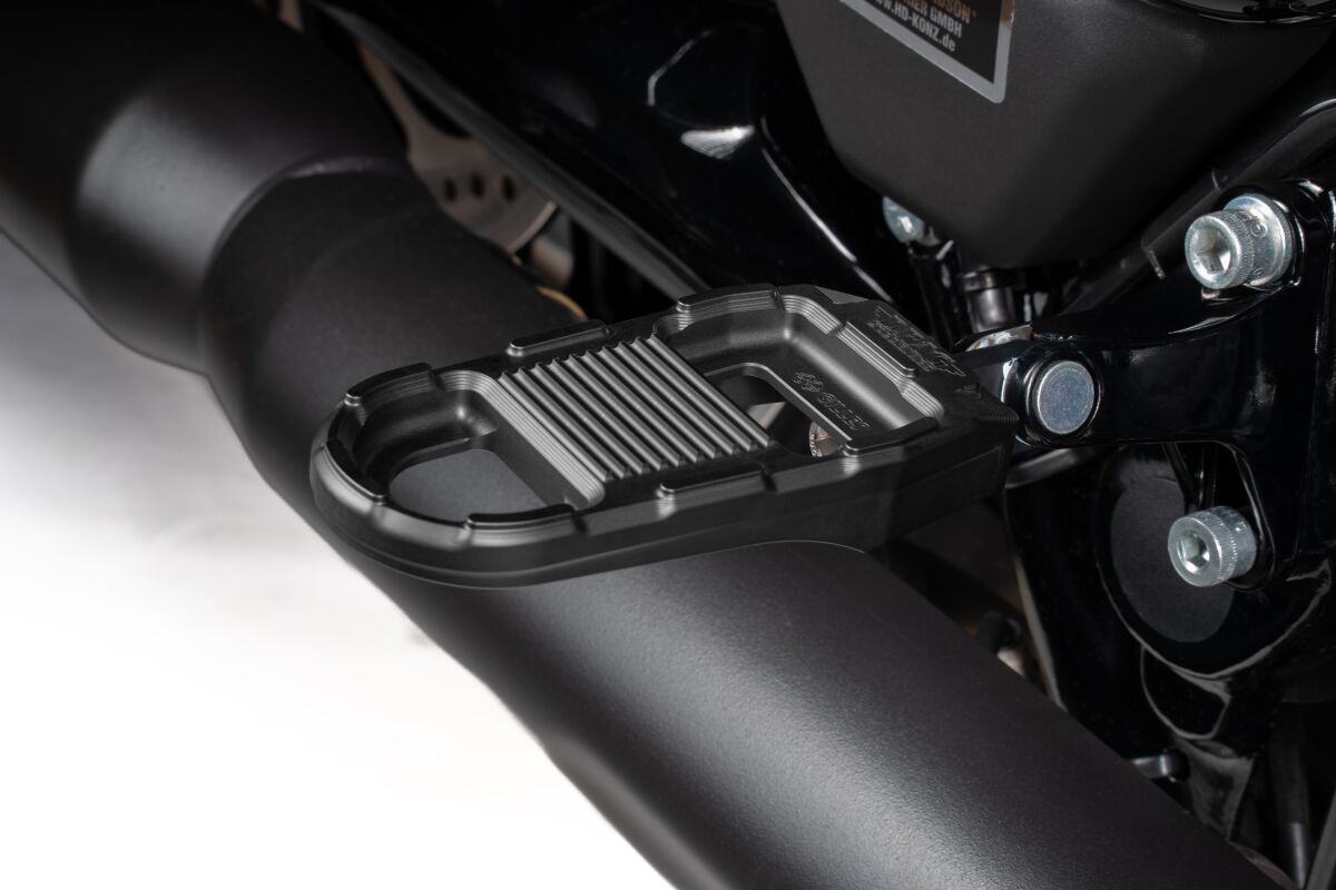 Drag Specialties Footpegs Adjustable Black FOOTPEGS + PARTS Drag Specialties