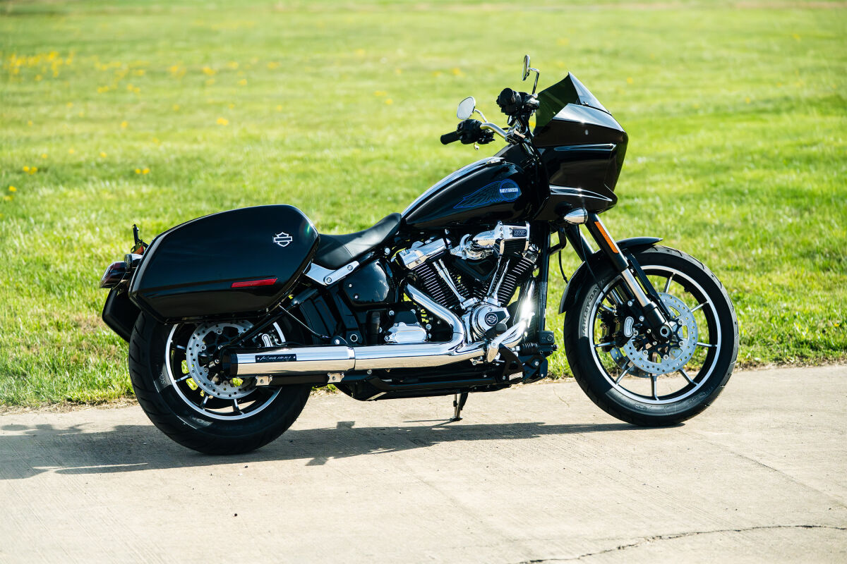 Rinehart Racing Muffler Hp40 Softail M8 2025 MUFFLERS FOR HARLEY Rinehart Racing