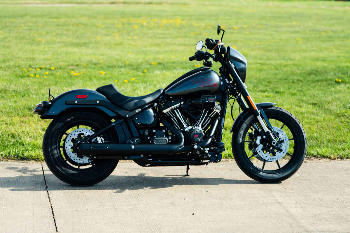 Rinehart Racing Muffler Hp40 Softail M8 2025 MUFFLERS FOR HARLEY Rinehart Racing