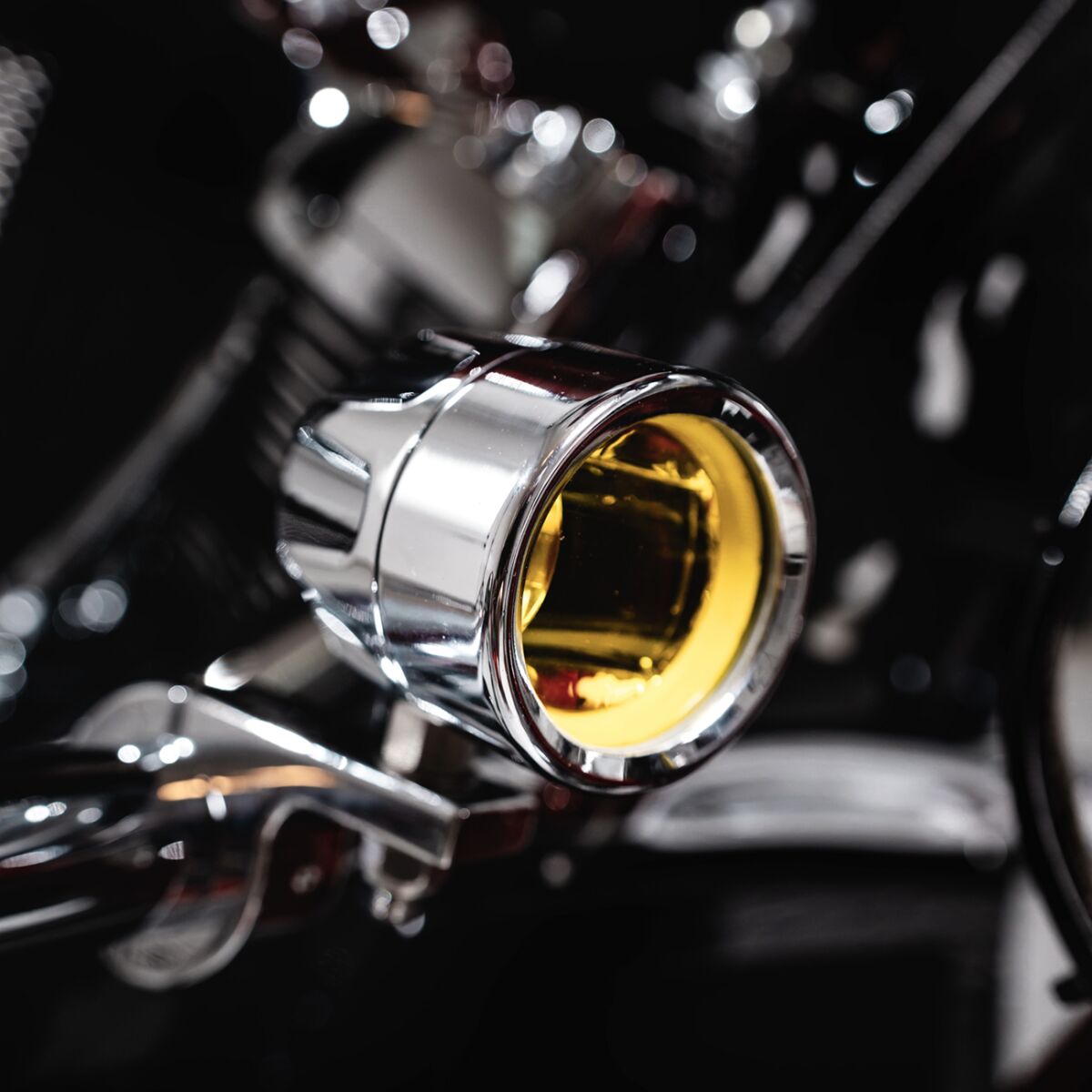 Custom Dynamics Light Fog Chrm/ Yelw Univ HEADLIGHT GROUP Custom Dynamics