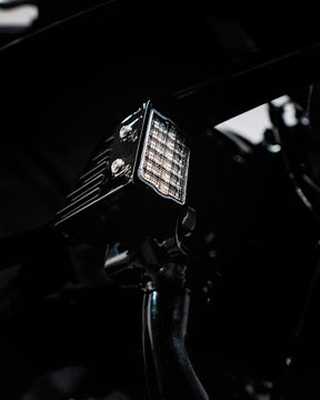 Custom Dynamics Ece Low Rider St Perf. Led Fr. TURN SIGNAL GROUP Custom Dynamics