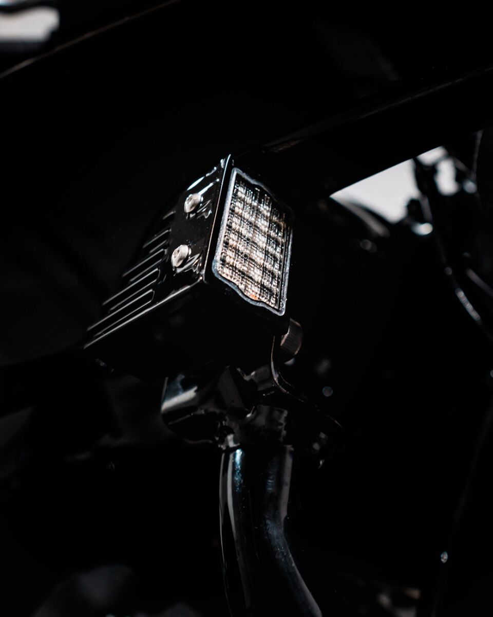 Custom Dynamics Ece Low Rider St Perf. Led Fr. TURN SIGNAL GROUP Custom Dynamics