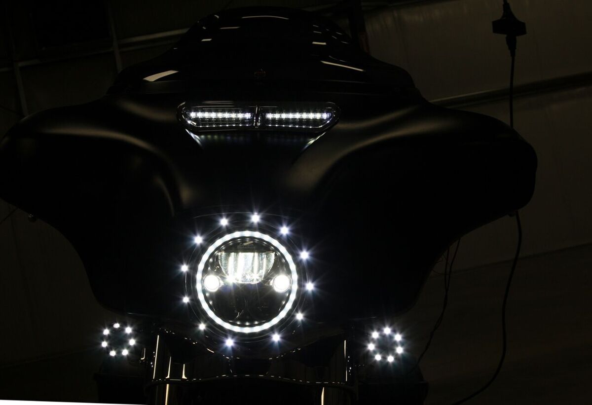 Custom Dynamics Light Led Wh F/Vent 14+Fl ACCESSORY LIGHT GROUP Custom Dynamics