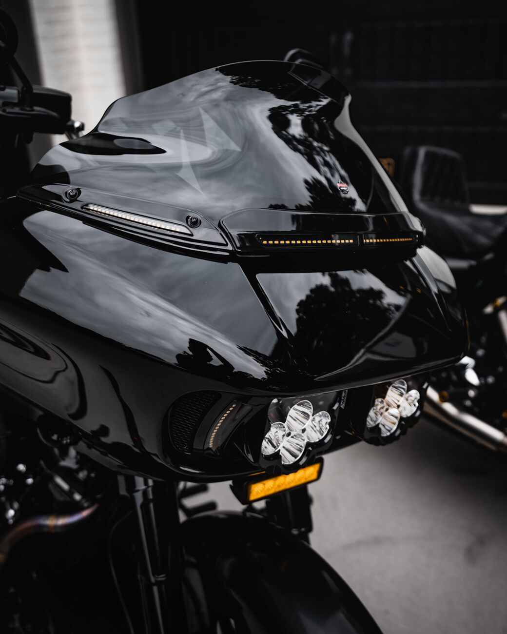 Custom Dynamics Genesis® 4 Dynamic LED Sequential Turn Signals, Black - 15-24 Touring Light Accessory Custom Dynamics