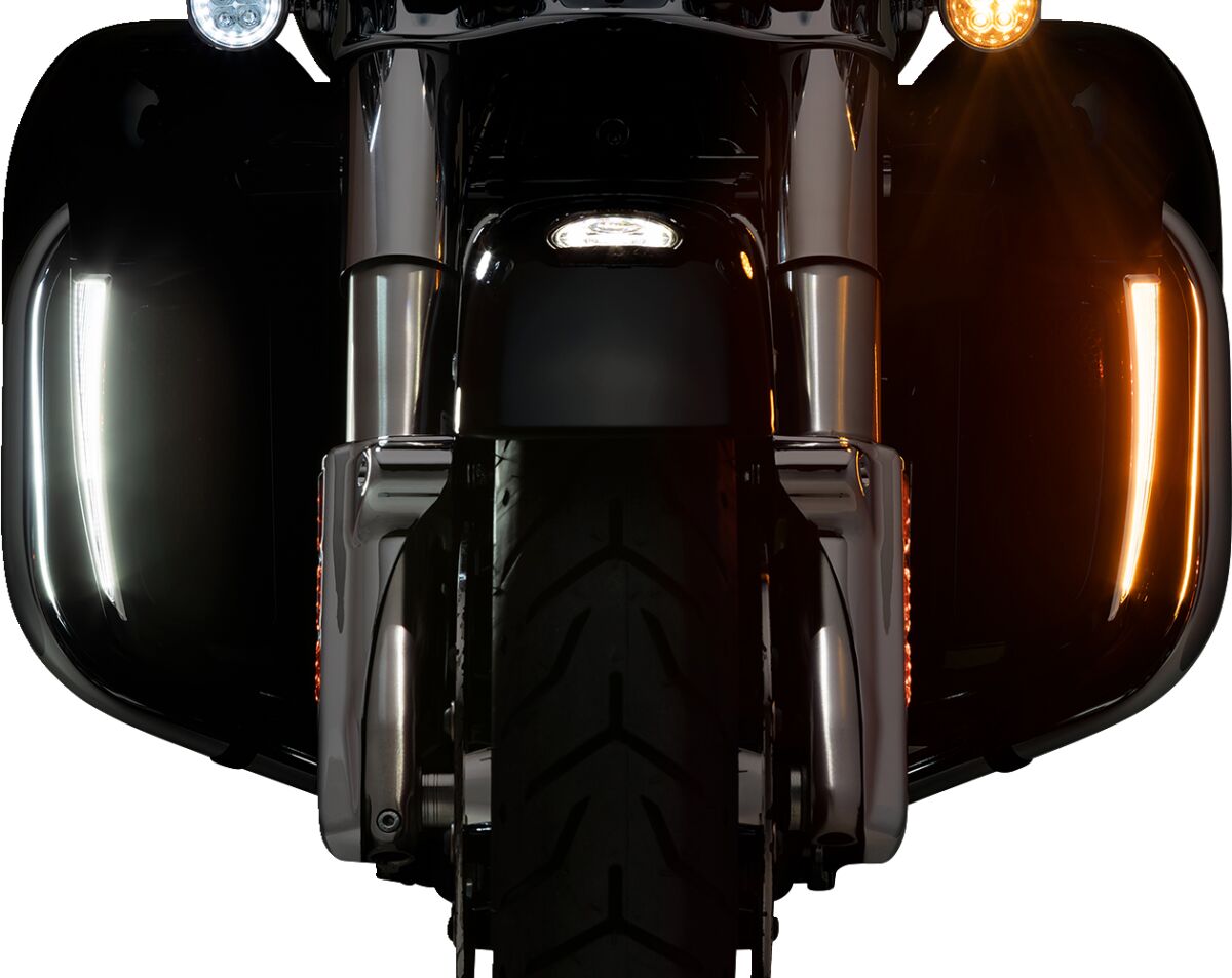 Ciro Lights Fang Lwr Frng Chr Light Accessory Ciro