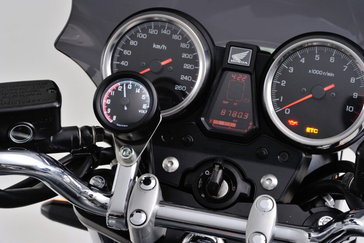 Daytona Velona Volt Meter Red Face GAUGE GROUP Daytona