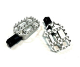 Grabber Foot Peg, Silver Anodized - 91–17 Harley-Davidson* Foot Pegs Bung King