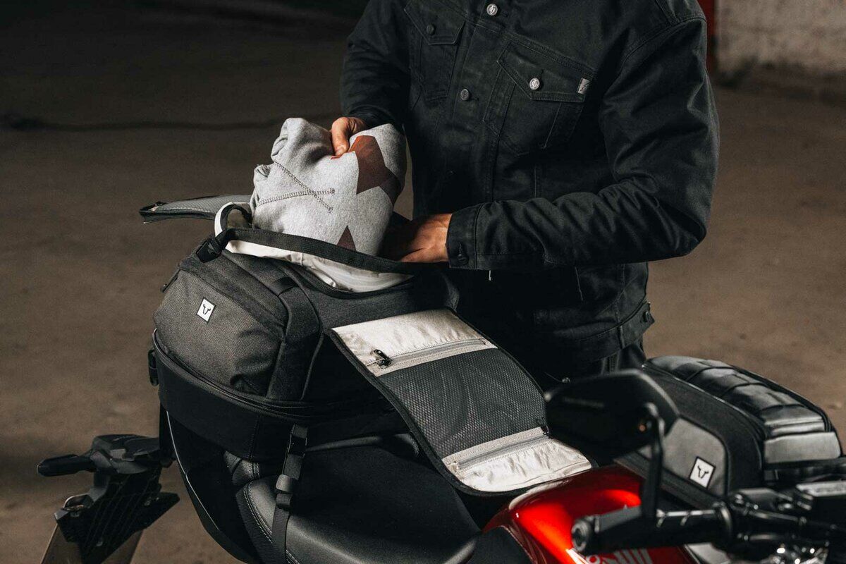 Sw Motech Tailbag Legend Lr4 Tail Bag Sw Motech