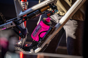 Muc Off Water Bottle Pink 550 Ml 4920-WATER BOTTLE CAGE & BOTTL Muc Off
