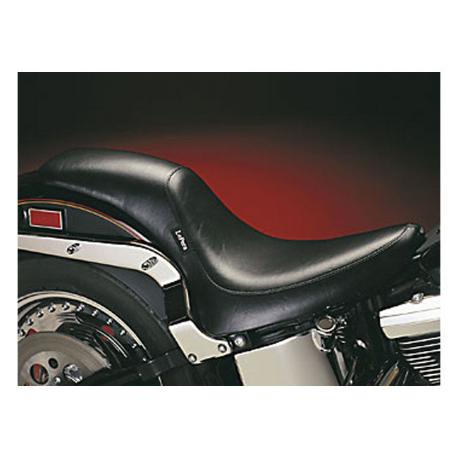 Le Pera Silhouette Front Seat, Smooth Black - 00-05 Softail Seat Le Pera