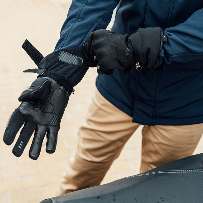 By City Tracer gloves black GLOVES By City