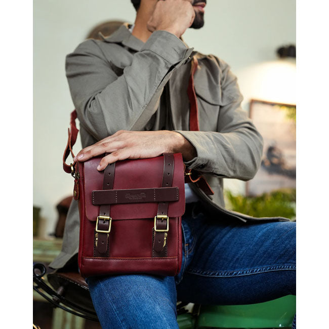 Trip Machine, tank and tail bag. 4.4 liter. Cherry TOURING LUGGAGE Tripmachine