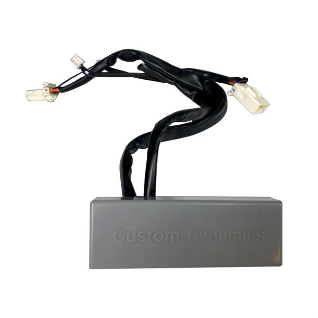 Custom Dynamics, ''Load balancing Smart Triple Play'' unit. XL TURN SIGNALS MODULES Custom Dynamics