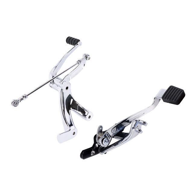 M8 Softail Forward Control Kit. Chrome Forward Controls Mcs