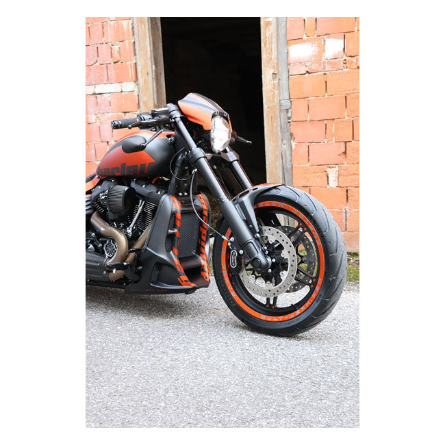 Cult-Werk, radiator cover ''Racing''. Gloss black Frames Covers Cult Werk