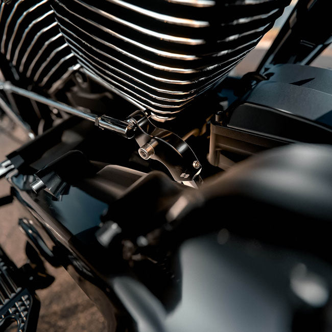 Kraus Motor Co. EZ-Shift, Black Anodized - Milwaukee 8 Easy Clutch Kraus Motor Co.