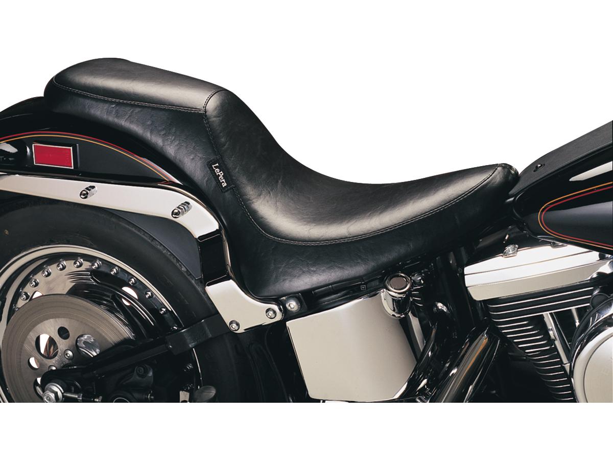 Le Pera Silhouette 2 Up Smooth Seat 139,7mm Wide Passenger Area Black Vinyl Le Pera Default Title