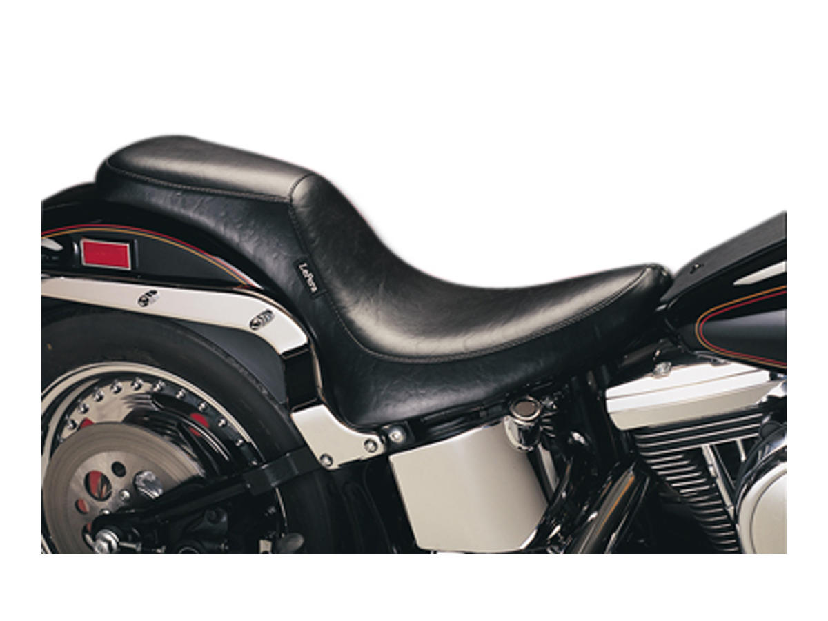 Le Pera Silhouette 2 Up Smooth Seat 139,7mm Wide Passenger Area Black Vinyl Le Pera Default Title