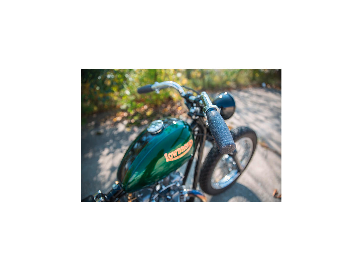 Lowbrow Classic Grips Black Black Metalflake 1" Throttle By Wire Throttle Cables Lowbrow
