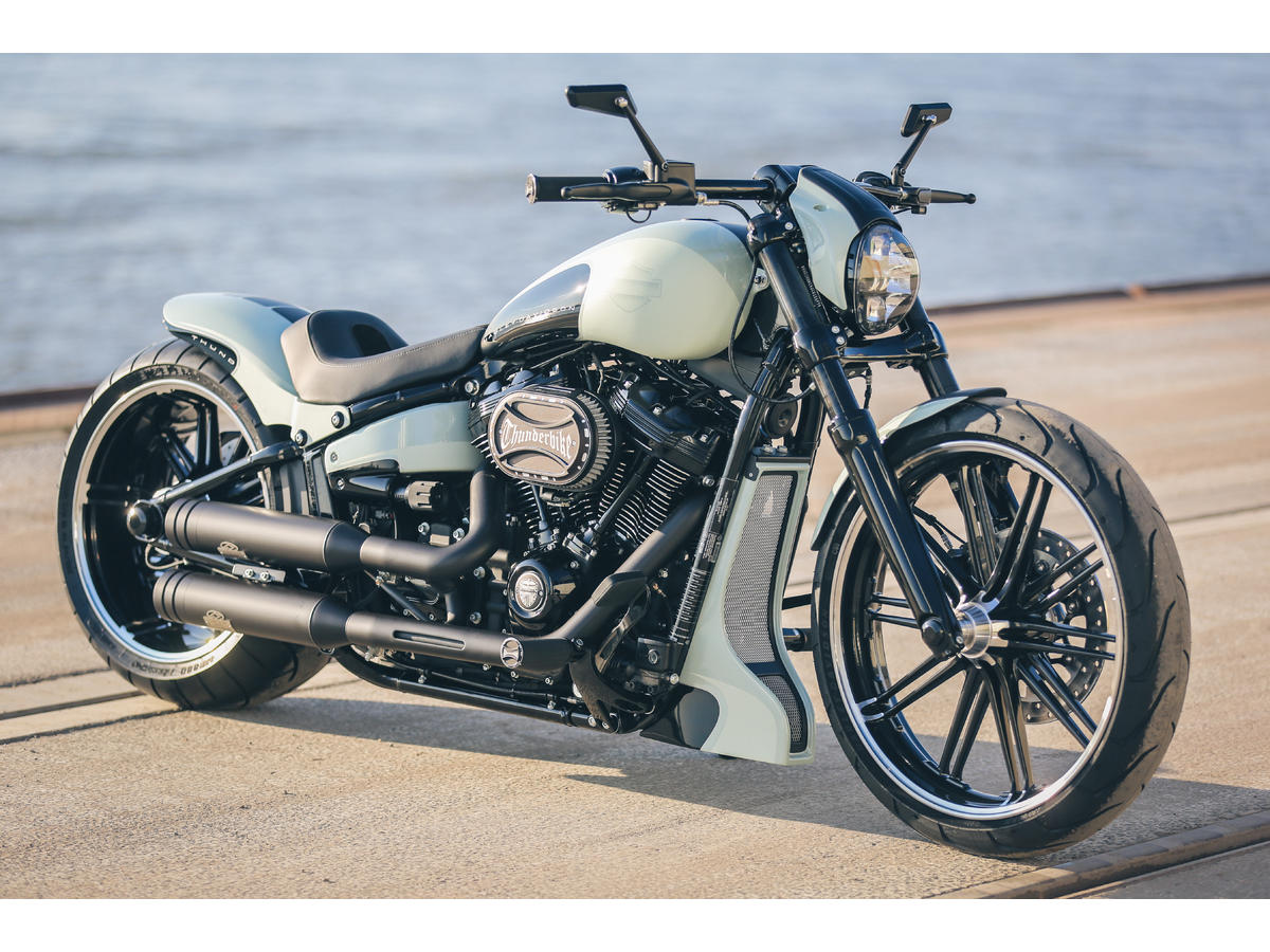 Thunderbike Headlight Cap For Milwaukee Eight Breakout Models Gloss Black Aluminium Thunderbike