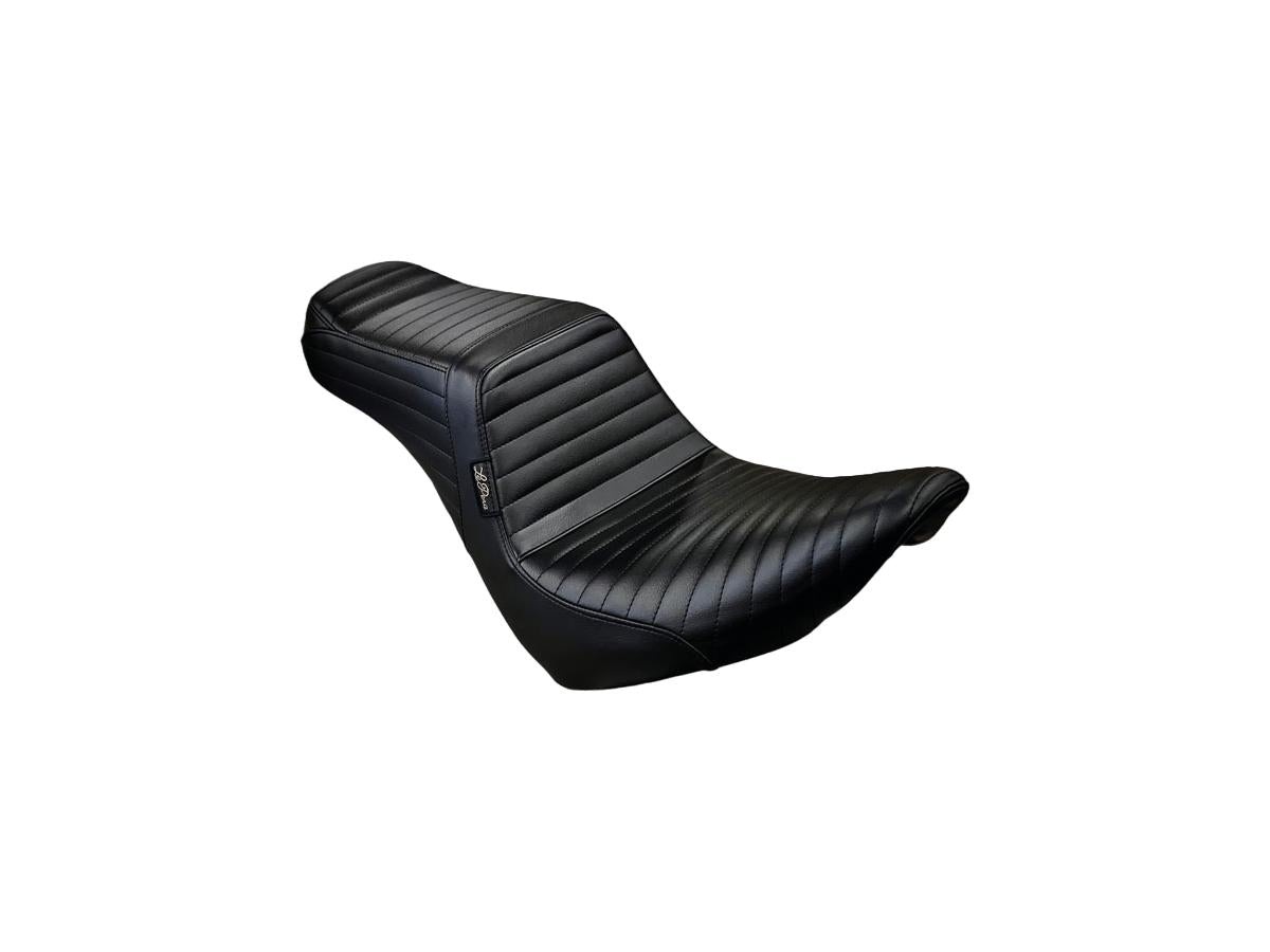 Le Pera Tailwhip Seat Pleated, Driver Seating: 10.75" Wide With 6" Of Back Support, Passenger Seating 7" Wide Black Vinyl Le Pera Default Title