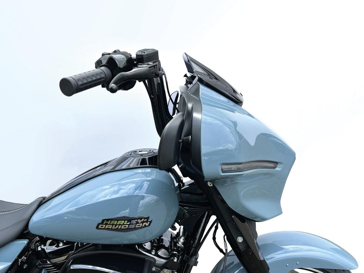 Kodlin 380 Extra Tall Bagger Flow Bar Super Fat Handlebar For Street Glide With 1" Clamp Diameter 3 Hole Gloss Black Powder Coated 1,4" Throttle By Wire (Switch Housing Sensor) Kodlin