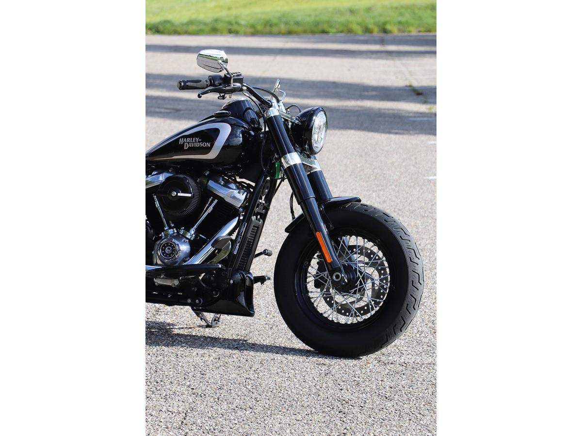 Cult Werk Old School Front Fender Gloss Black Cult Werk