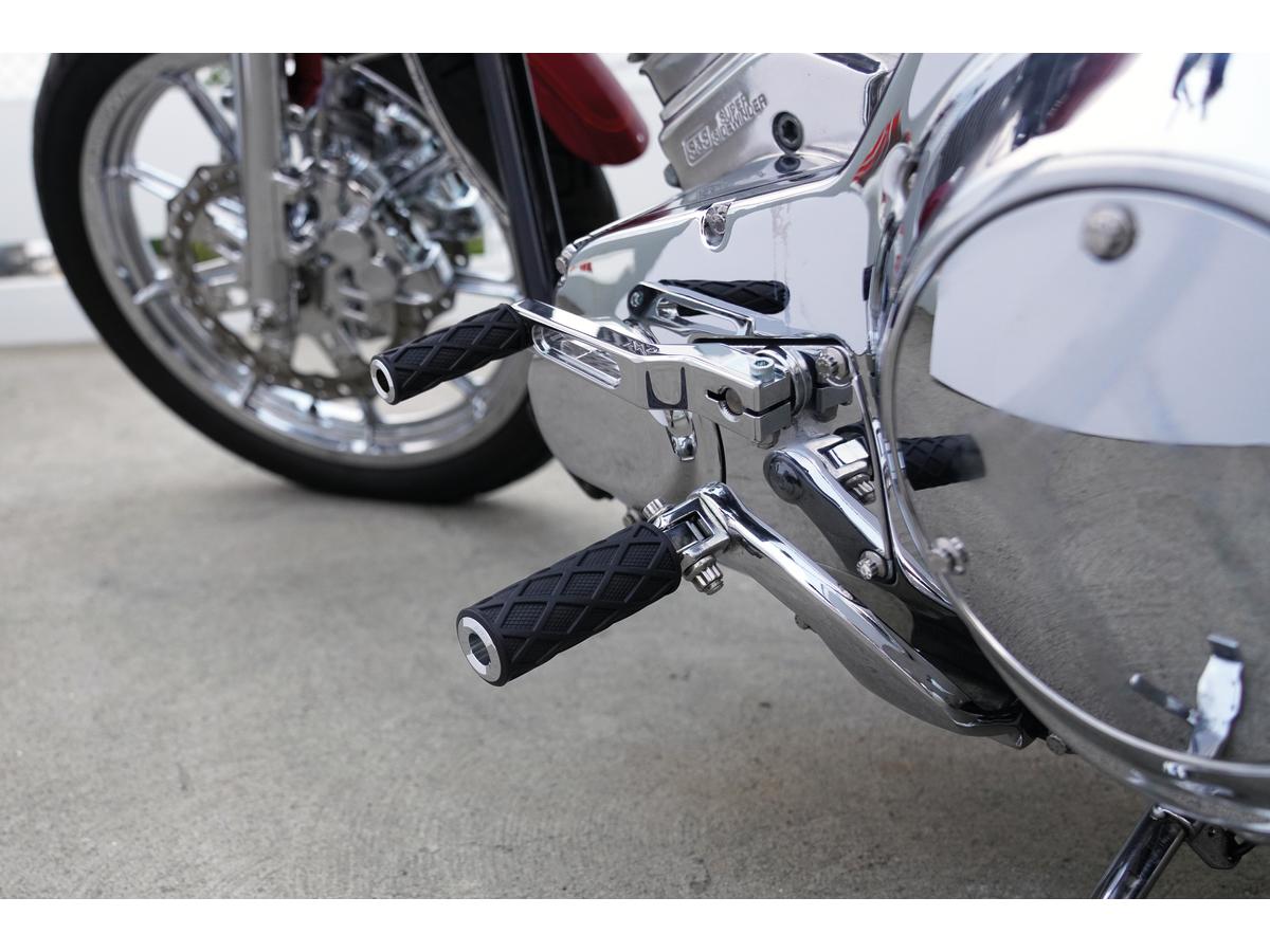 Arlen Ness Diamond Footpegs Black Rubber Peg, Chrome End Cap Arlen Ness