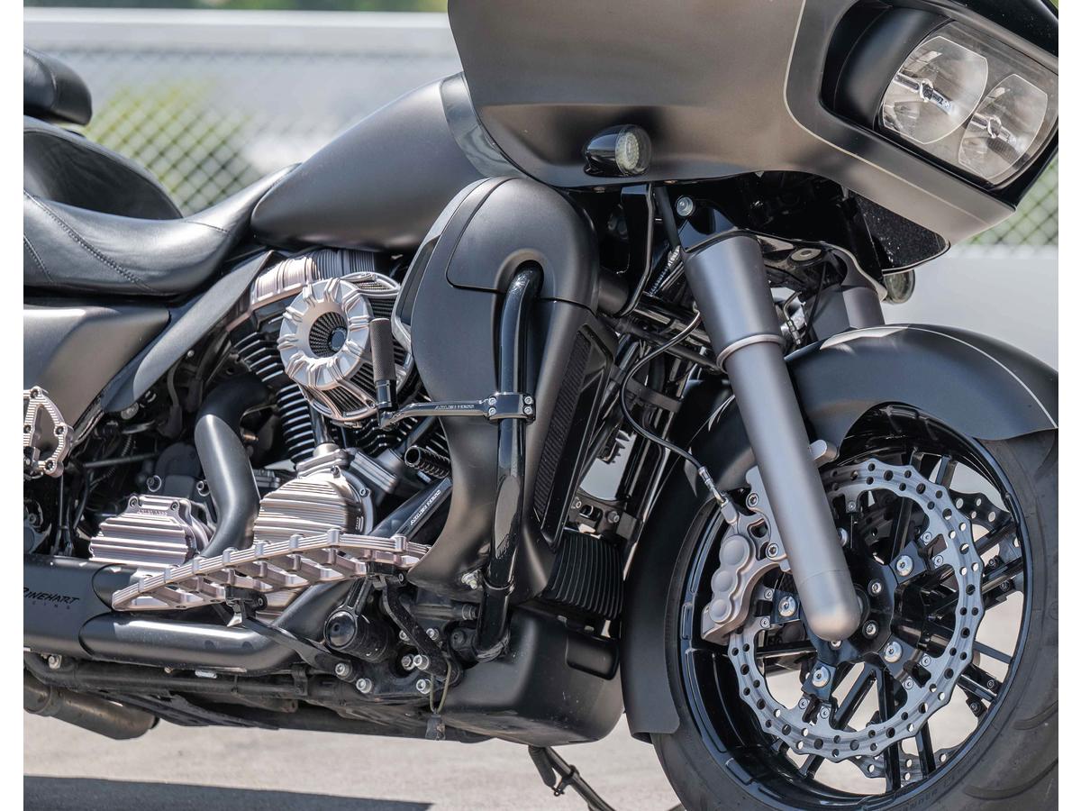 Arlen Ness Forged Highway Peg Mounts Including Arlen Ness Black Knurled Style Shifter Pegs Black Anodized Arlen Ness