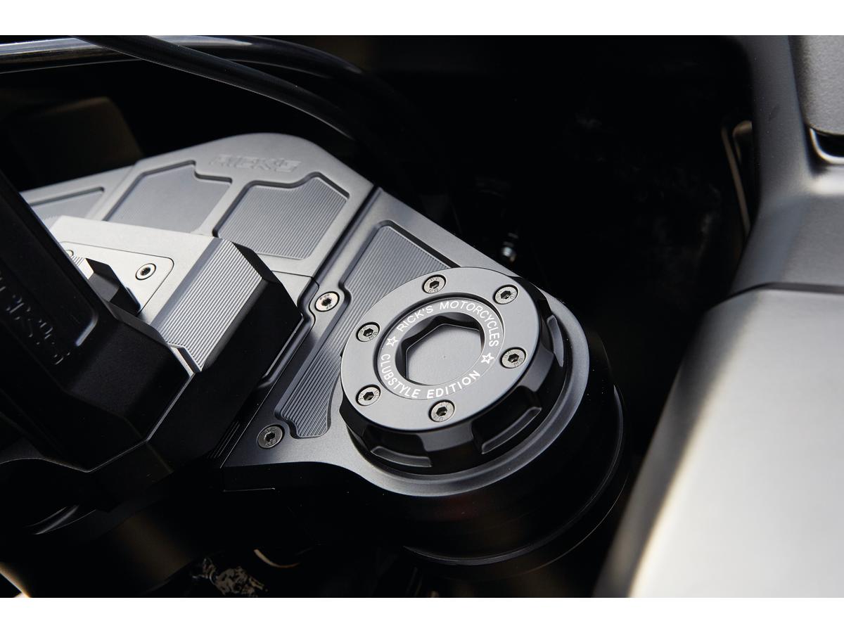 Ricks Motorcycles Reduced Reach Club Style Riser Relocation Plate 45 Mm Offset, Includes Steering Lock Cover Black Anodized Ricks Motorcycles