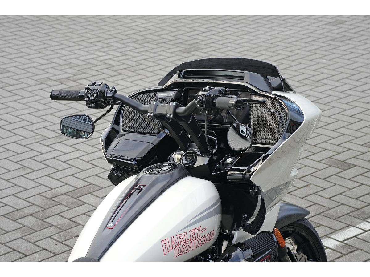 Thunderbike Clubstyle Riser Kit Height: 7", For 1 1/4" Handlebar, No Instrument Black Satin 1 1/4" Thunderbike