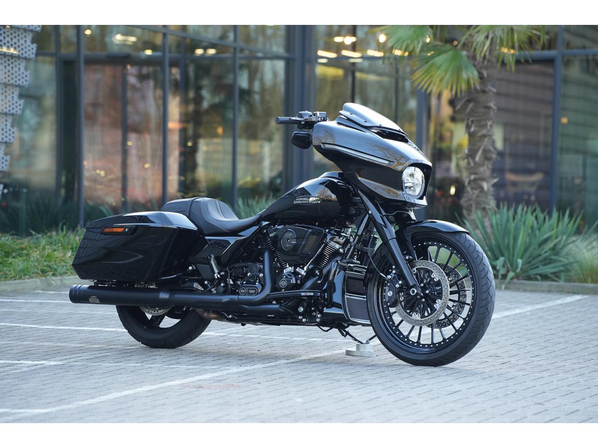 Thunderbike Shark 4° Triple Tree For Helix Touring Models For Oe Telescopic Fork Black Anodized Thunderbike