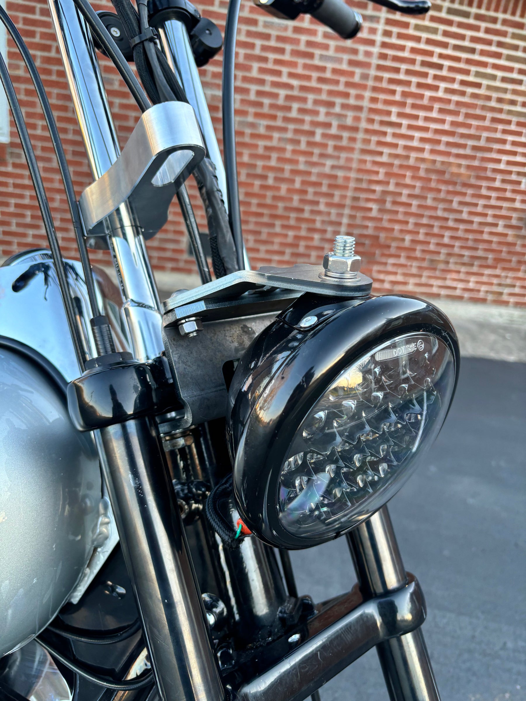 Street Syndicate Mfg Top-Mount Headlight Conversion Kit with 5-3/4" Headlight Bucket Headlight Mount Street Syndicate Mfg