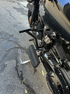 Bung King V Bar Highway Peg Crash Bar, Gloss Black - 2009-2023 Touring (FLH) Highway Peg Crash Bar Bung King