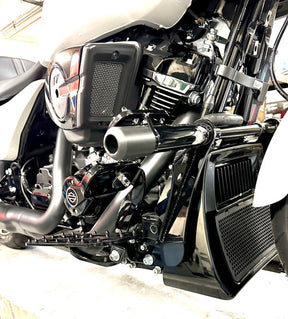 Bung King Highway Peg Crash Bar, Gloss Black - 2024-2025 Touring (FLH) Highway Peg Crash Bar Bung King